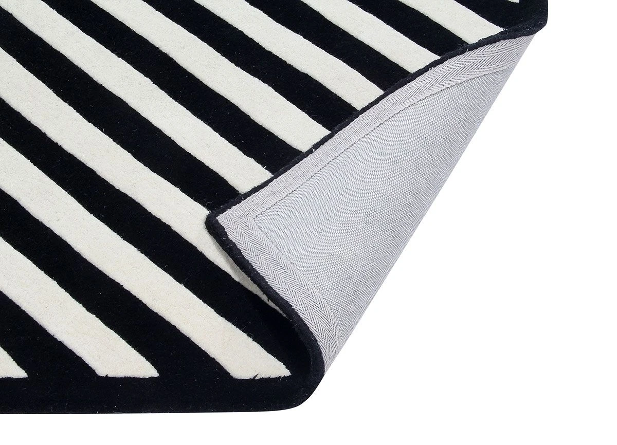 Milo Rug Large 7 Milo Rug Large - Image 5