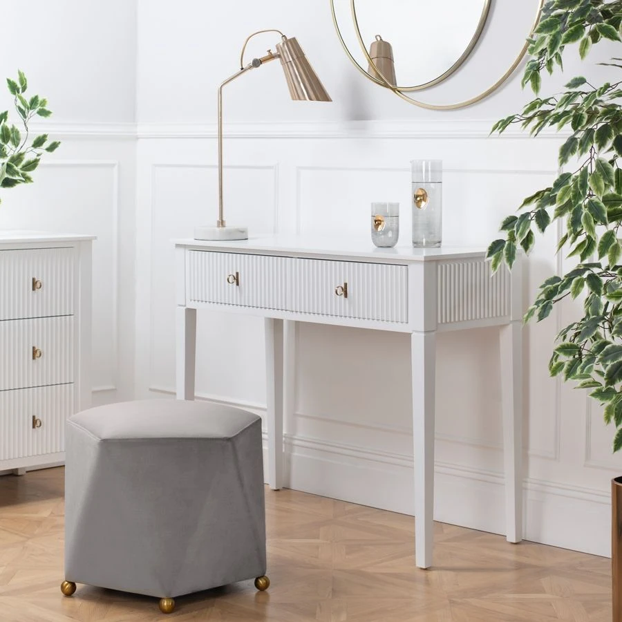 Quinn Stool 4 Quinn Stool - Image 2