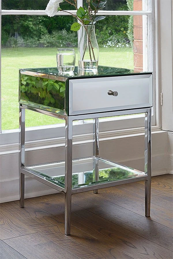 Stiletto Mirrored Side Table 4 Stiletto Mirrored Side Table - Image 2