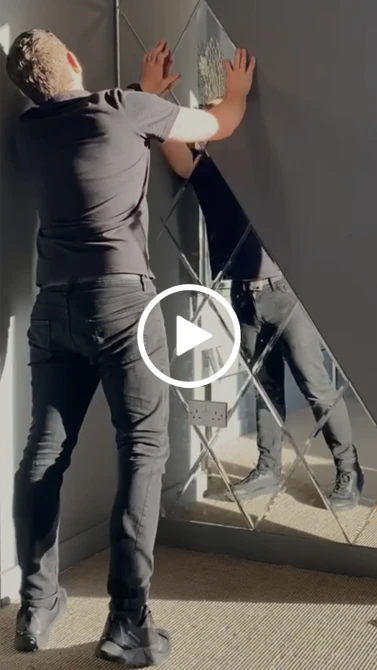 Large Smoked Mirror Square Wall Tiles Pack 6 Large Smoked Mirror Square Wall Tiles Pack - Image 4